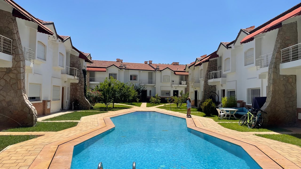 En direct ! شاليه رائع للبيع بإيموزار كندر تواصل مباشر مع صاحبه 0785124334