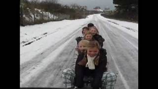 Video thumbnail of "winterslee 2009.wmv"