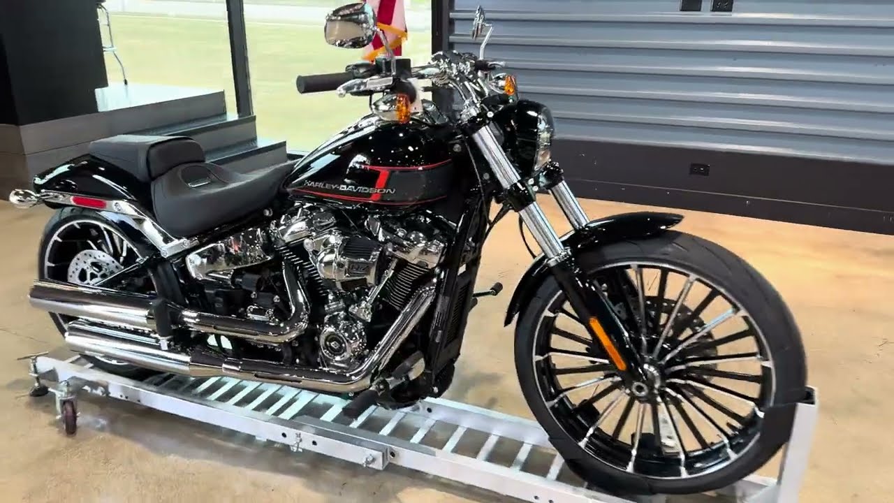 2024 Softail Breakout - Black