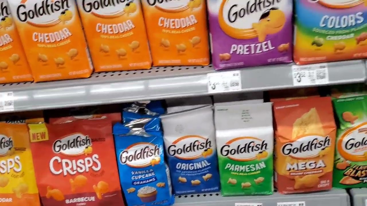 WOW! SNACKS TIME ASMR: SHOP WITH ME  CRACKERS AISLE NEW AT WALMART! #amazing #asmr #shopping #snacks