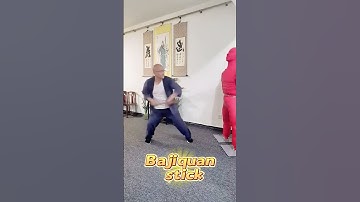 Bajiquan stick training, mainly attacking the opponent
