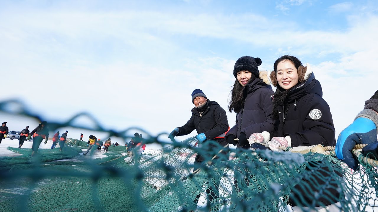 Live: Harvest in Fuhai winter fishing festival opens the Chinese New Year