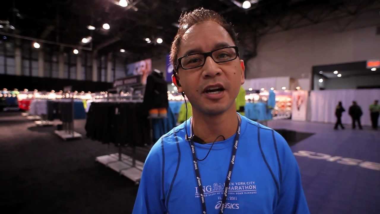 tenniswarehouse ASICS ING NYC Marathon Expo Booth Opening Day