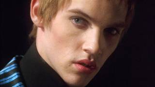 Velvet Goldmine (1998) OFFICIAL TRAILER [HD 1080p]