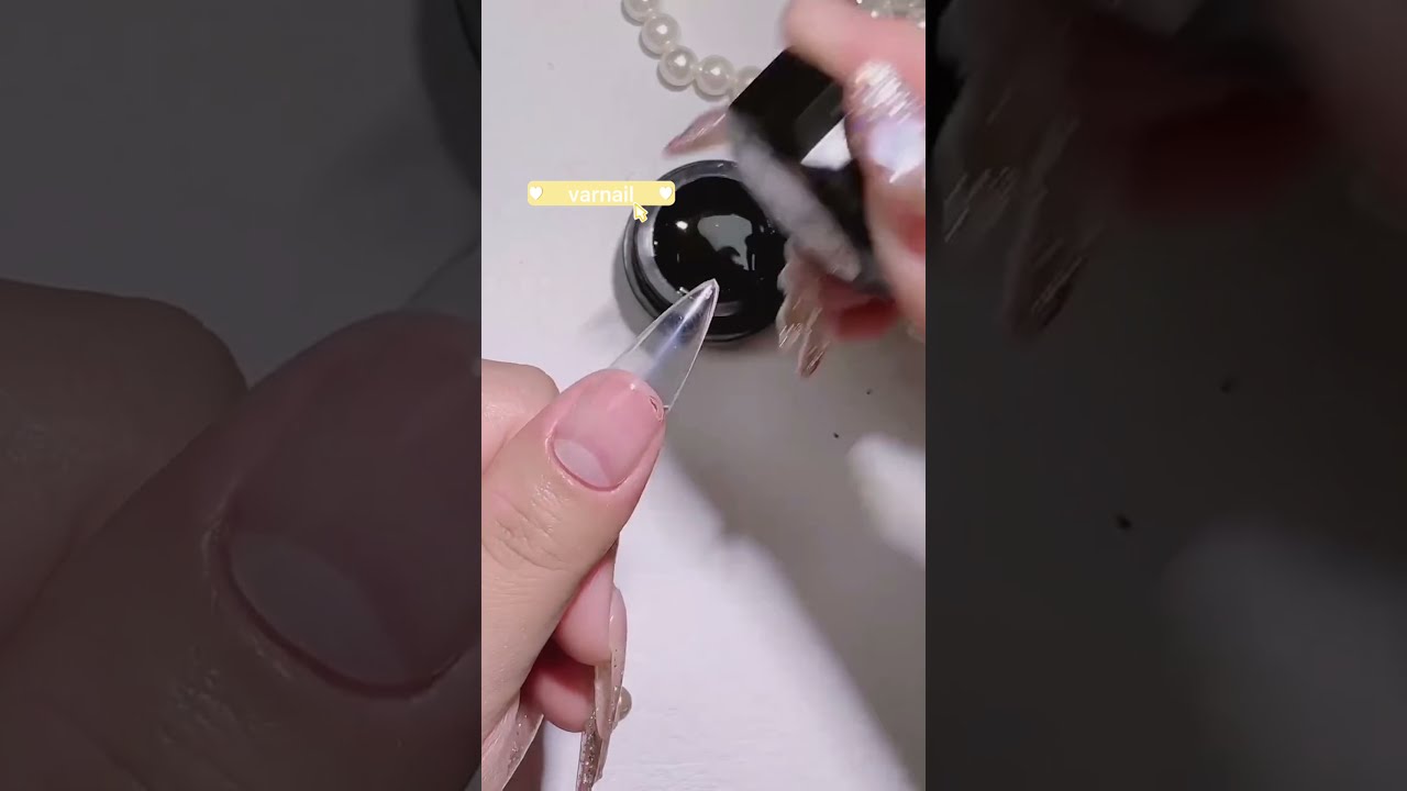 New Easy Way to Stick False Nail Tips with the Solid Nail Glue！