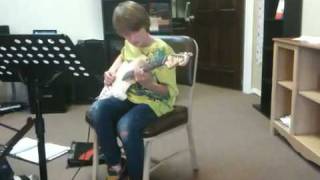 Tyler jams out in Major Heptatonic =)