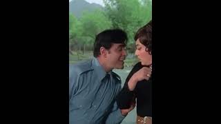 Puche Jo Koi Mujhse Bahar Kaisi Hoti Hai Naam Tera Lekar Kah Dun Yaar Aisi Hoti Hai Sadhna Rajendra