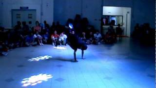 Bboy hiro judges showcase kamata Breakers (Japan)