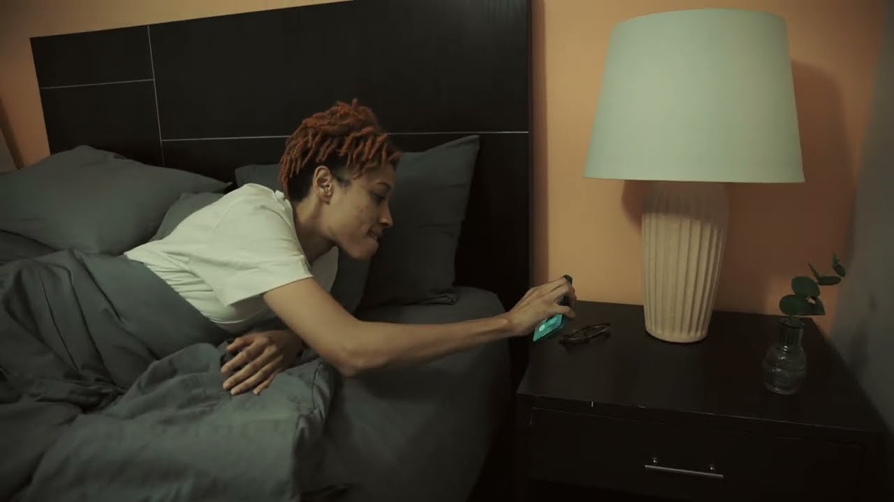 Guarda Neverlasting (Official Video) su YouTube Guarda Neverlasting (Official Video) su YouTube