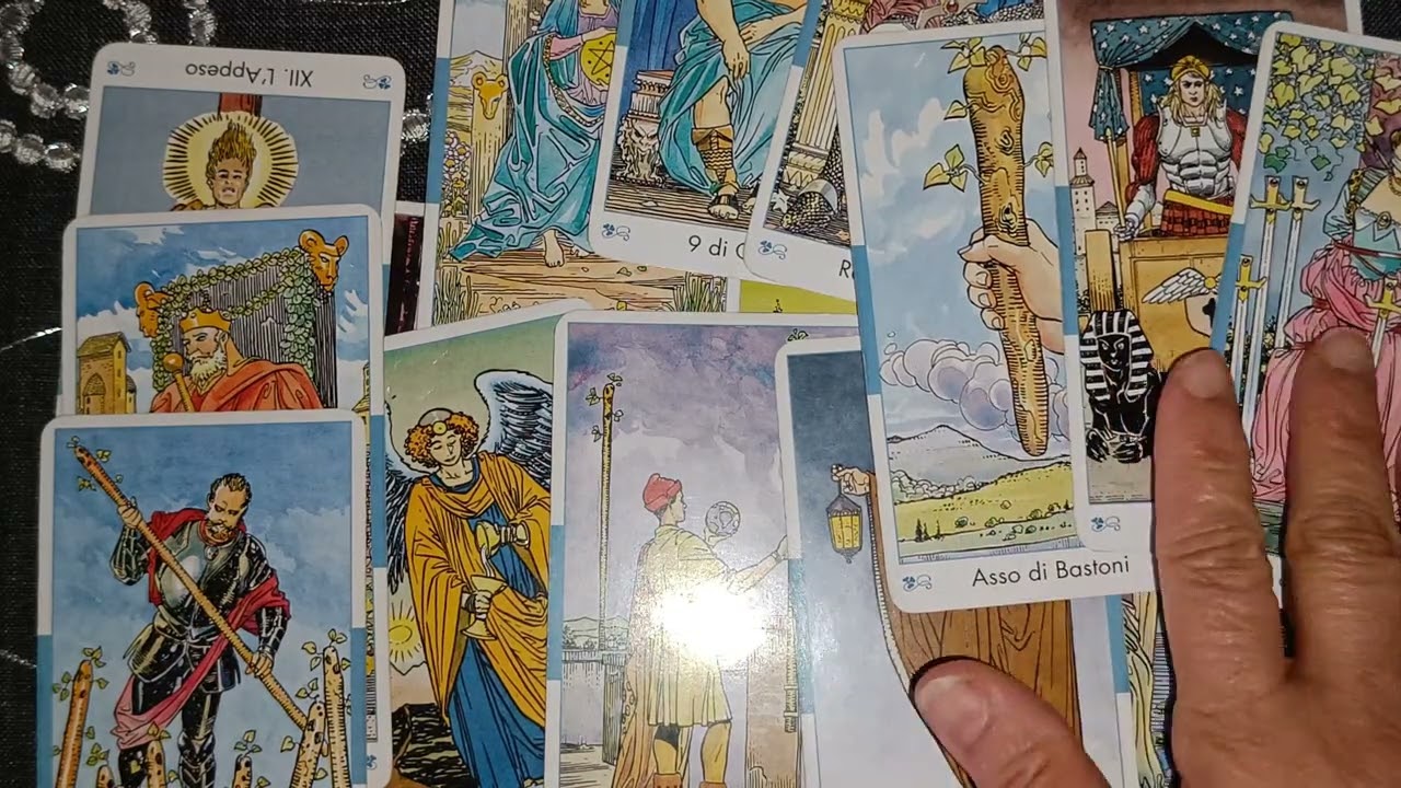 TAROCCHI ❤️❤️COME VA L'AMORE??#oracolo #tarot #divination #tarocchiinterattivi 