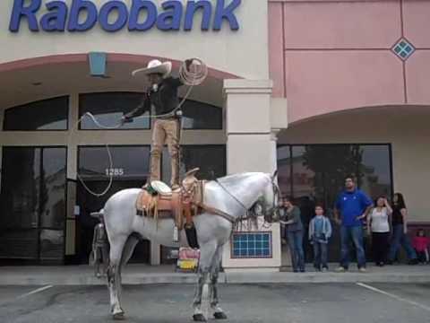 Here is a sneak peek of Tomas performing at Rabobank in Westridge in Salinas on Friday June 26, 2009.