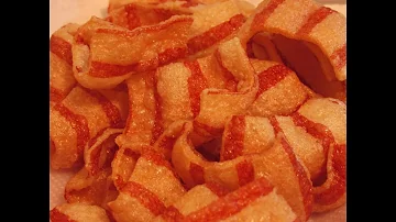 Como Pururucar panceta com óleo quente?