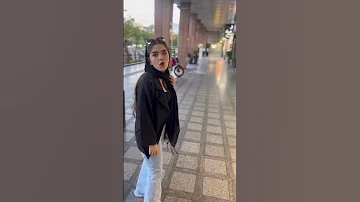 وقتی سپهر به سحر میگه اسکل سحر بر میگرده 