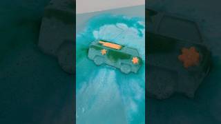 Lush Cosmetics X Scooby Doo Mystery Machine Bath Bomb Demo