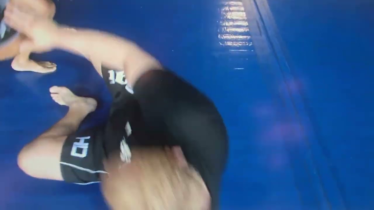 Keylock from sit-up gaurd.