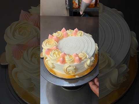cake decoration #chocobar #cake #video #cakedecorating #snscakes #youtubeshorts #chocolate #chos #fo