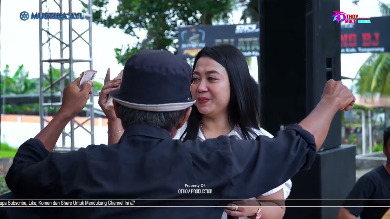 Pengemis Buta_Vitri Thalia & Odoy Mc Mustika Ayu_Othoy Production