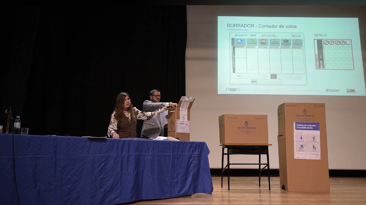 Capacitación para Autoridades de Mesa y Delegados JNE - Elecciones 2025