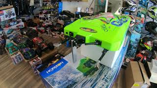 Pro Boat Miss GEICO Zelos 36" Twin Brushless Catamaran RTR 75MPH RC BOAT