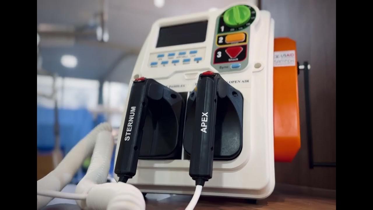 Defibrillator biphasic Dual powered Model 1000 HCT, from Jeevtronics