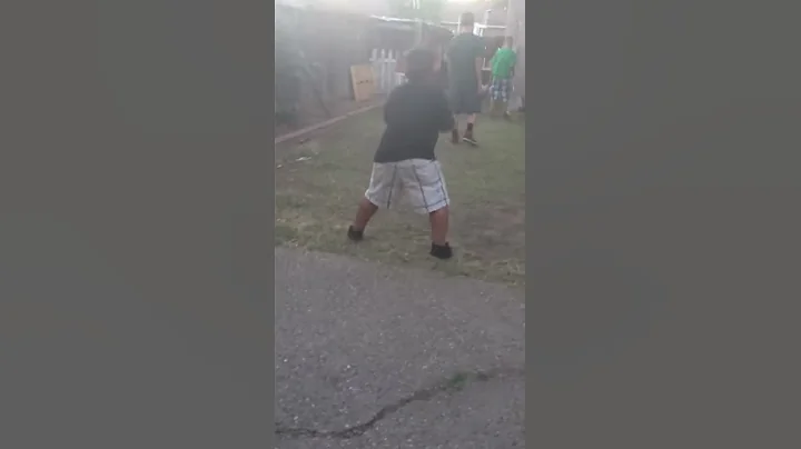 Ray Ochoa Twerking
