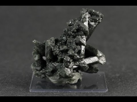 竜王第二鉱山産緑水晶 クラスター 12.1g / Japanese Quartz