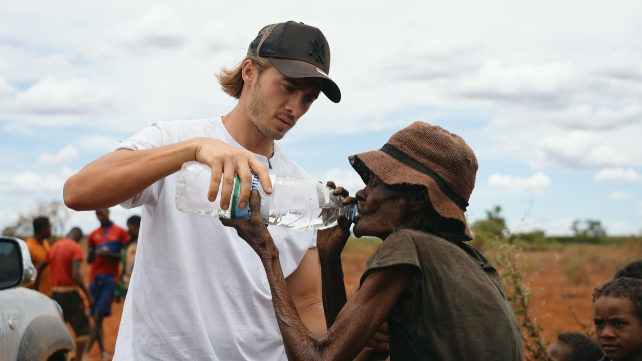 POUR NOS ENFANTS   Dylan Thiry  MADAGASCAR   GRAND REPORTAGE