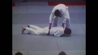 Angriff gegen die Bauchlage - Katate-Jime (Tokio Hirano-Lehrgang 1984 in Papendaal, Holland)