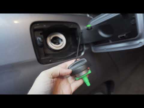 BMW Fuel Cap / Tank Cover Wire / Line replacement - BMW Tankverschluss Gummiband ersetzen