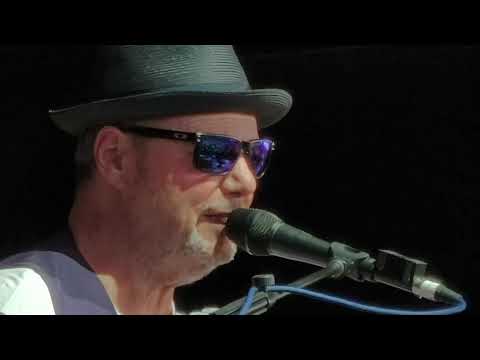 Christopher Cross - Arthurs Theme (Best That You Can Do) (Live in St Louis MO 08-05-2025)