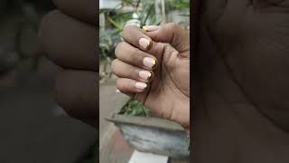 क्रोम नेल आर्ट easy way to Chrome nail art #chrome #nailart #subscribers #radhakrishna
