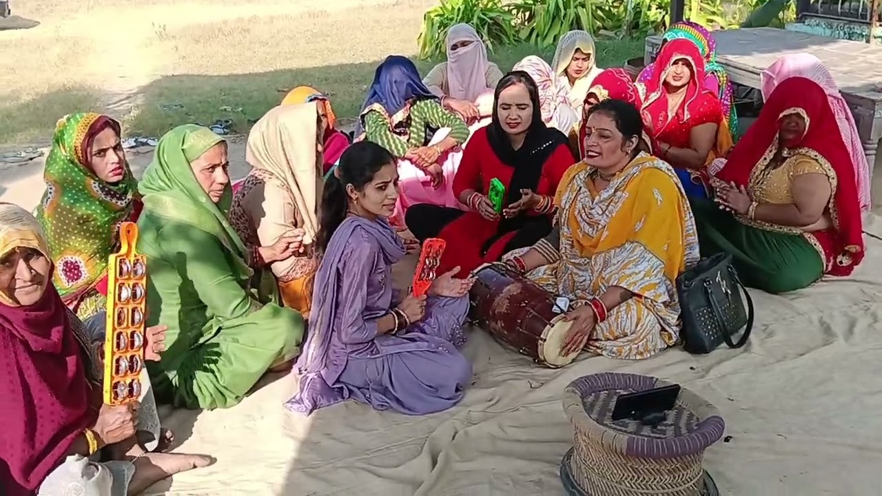 सांवरे ले चल पर ले पार...🙏🙏 बहुत प्यारा भजन सखियों के साथ  👏🏻👏🏻 राधा रानी भजन मंडली के लिए dm kre🙏