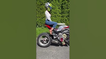 2021 Ducati Streetfighter V4