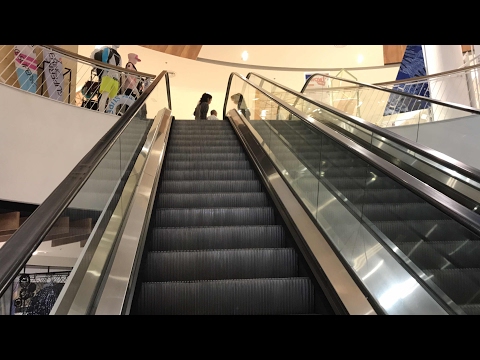 BlúPort Hua Hin Resort Mall Prachuap Khiri Khan ** Schindler Escalators