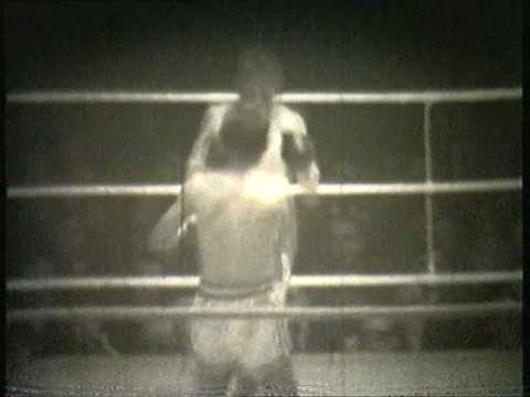 Alan Rudkin vs Johnny Caldwell Part 2 of 3