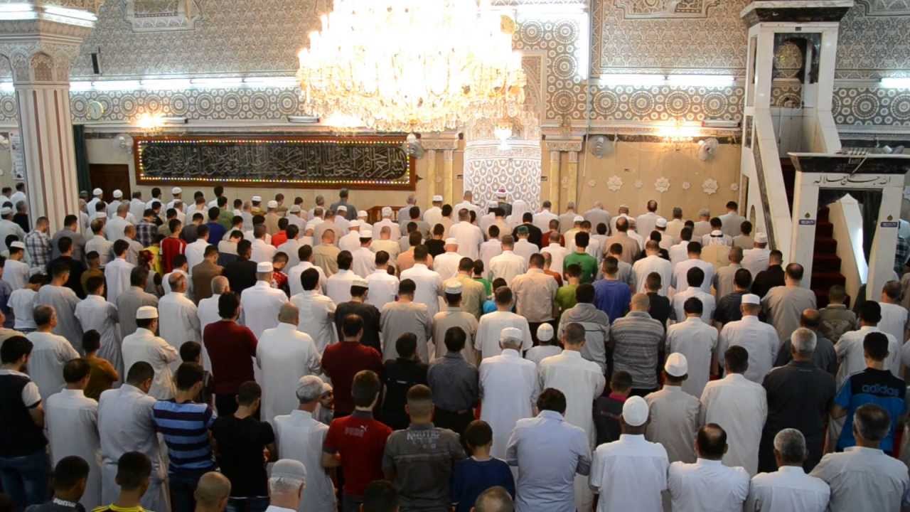 اقامة صلاة عيد الفطر في جامع الامام ابي حنيفة 1433هـ / 2012م