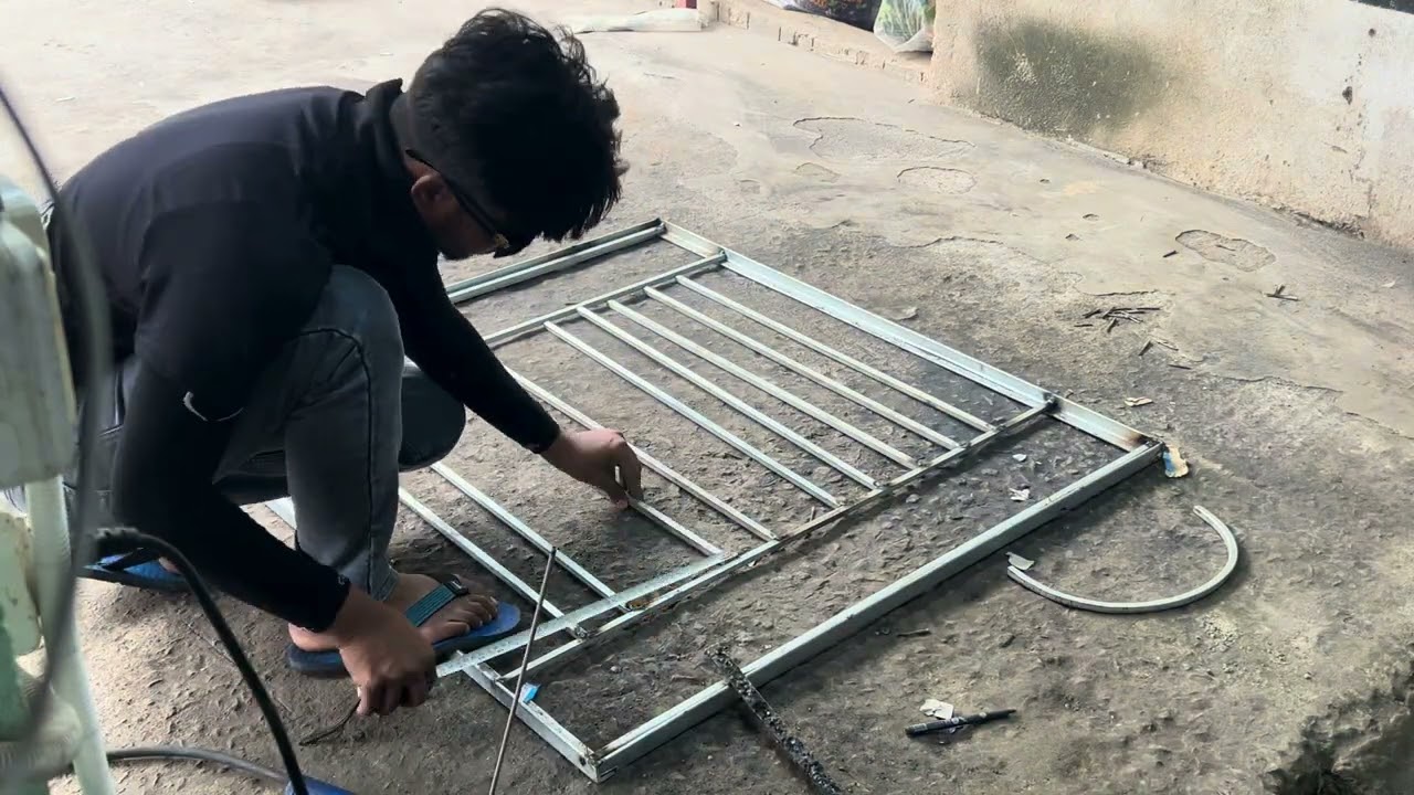 How to make the new degine window fixed part (2) #steelwork #welding #windows #tranding #viralvideo 