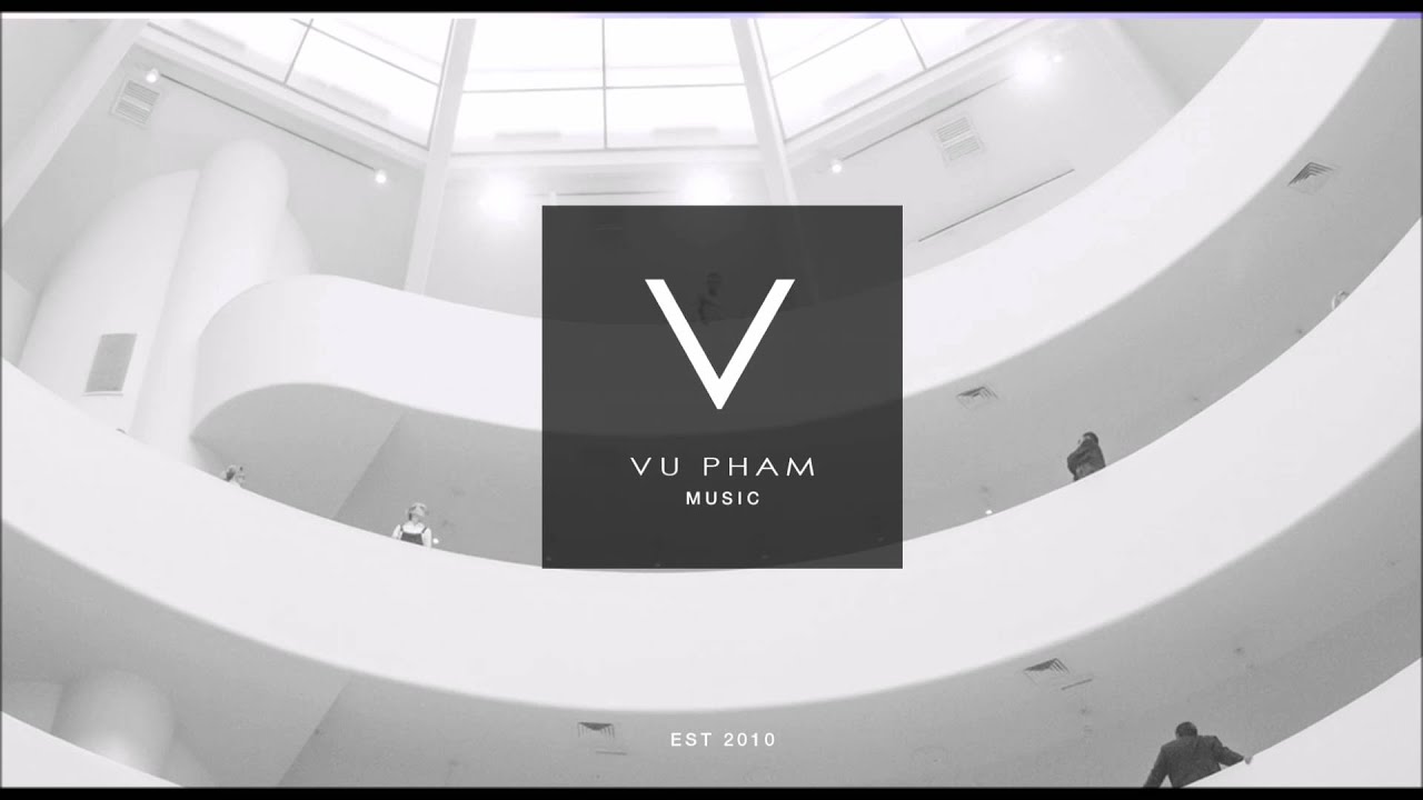 Mickey Valen X Lucian - Hero (feat. Oktavian)