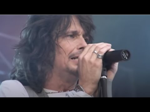 Foreigner-Feels-Like-The-First-Time-Official-Live-Video