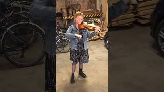 Playing Steve Burnett's 'Shackleton Violin' for the first time.