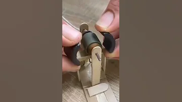 دور المغناطيس في المحرك الكهربائي 