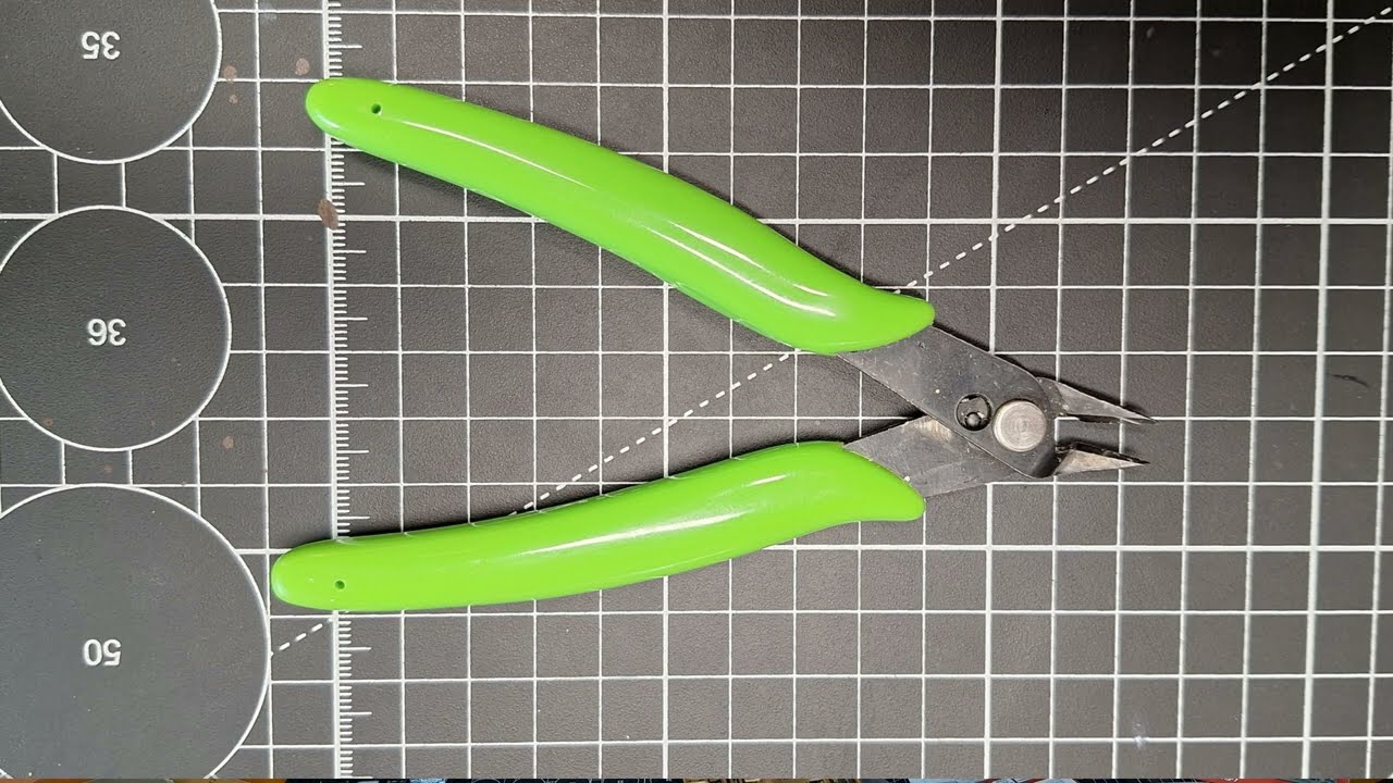 Маленький истребитель или первые шаги в моделизме.