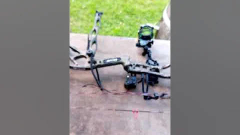 Catfish Custom Bowstrings and Sirius Archery Products showing the new colour scheme.