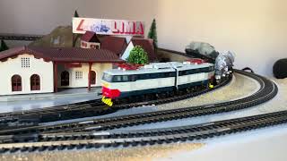 LIMA H0 locomotiva elettrica E 656 FS con carri torpedo su plastico originale LIMA 06/09/2025
