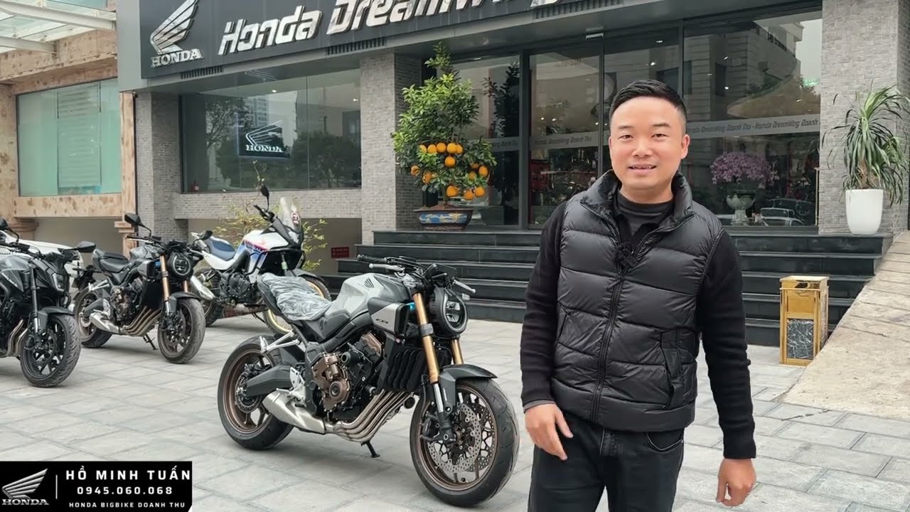 Honda CB650R 2024 Eclutch khuyến mãi khủng khai xuân