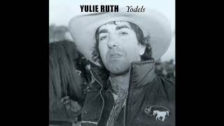 Video thumbnail of "Yulie Ruth | A lo Mejor"