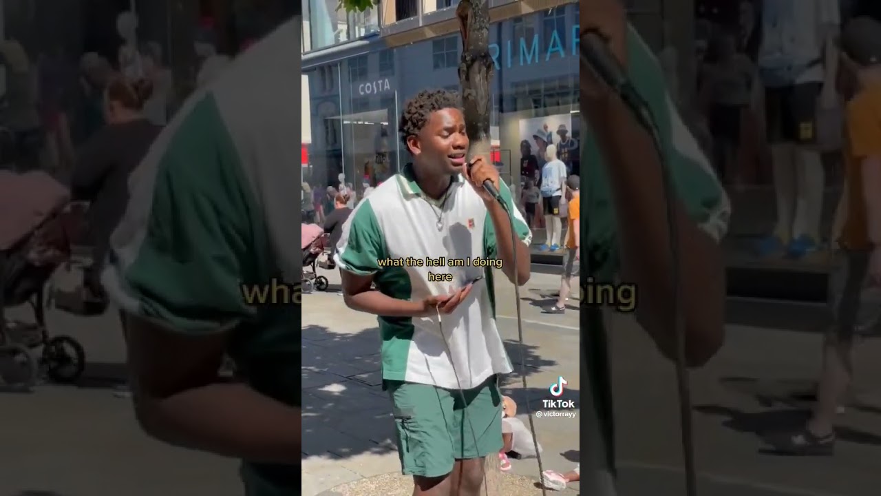 Creep - Radiohead Amazing street performance by victorray