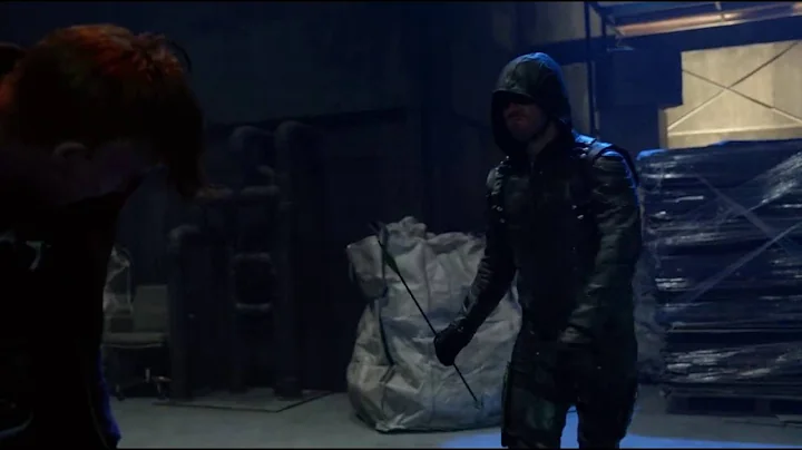 Arrow: S5E1 - Opening Scene / Oliver Vs Anarky