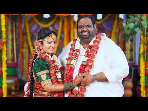 VJ Mahalakshmi gets married to producer Ravindar Chandrasekaran