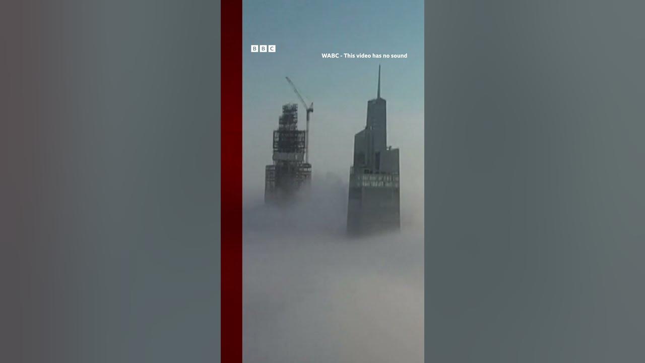 Dense fog enveloped the New York skyline, making it look like it was floating #NewYorkCity. #BBCNews